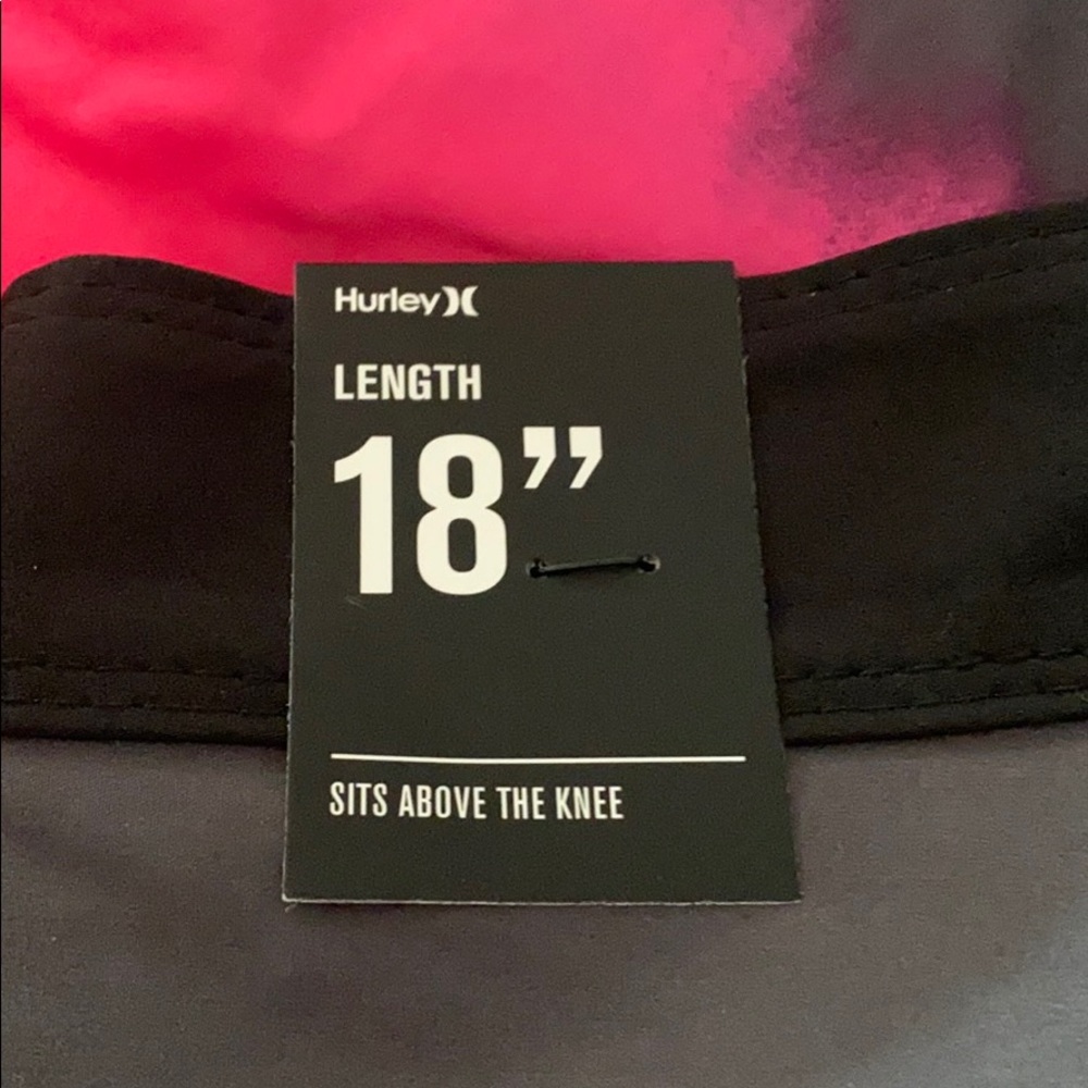 Hurley Men’s board shorts - Picture 12 of 12